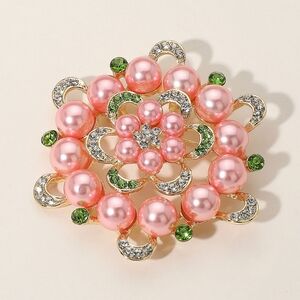 Round Crystal Pearl Flower Pin Brooch